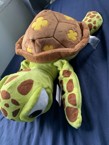 Disney finding nemo - finding, squirt