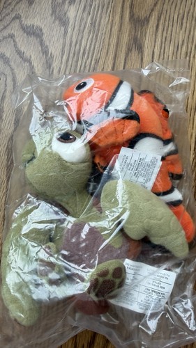Disney store finding nemo - disney,