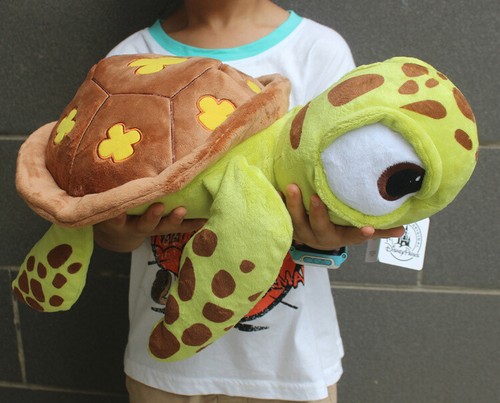 Disney finding nemo - finding, squirt