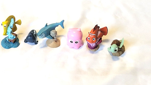 Disney finding nemo dory pvc - disney,