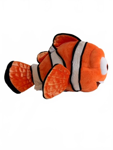 Disney store finding nemo - store,
