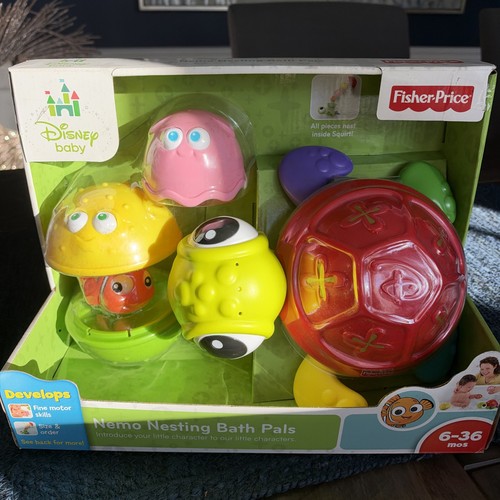 Baby nemo nesting - baby, pals