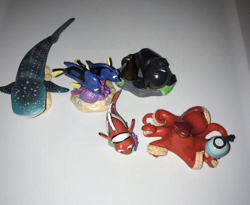Disney finding nemo dory lot - finding,