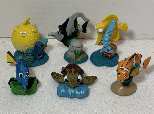 Lot disney store - 6,