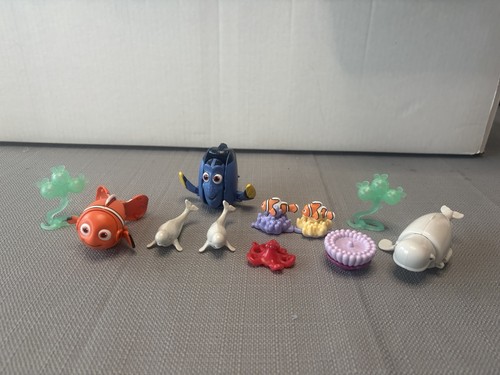 Finding nemo toys lot 11 - finding,