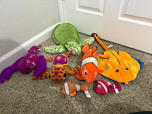 Finding nemo plush lot turtle - finding,