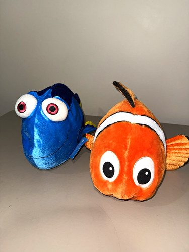 Disney store finding nemo dory - store,